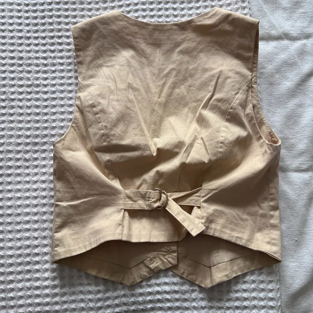 Abercrombie & Fitch Women’s Tailored Vest - Picture 4 of 5